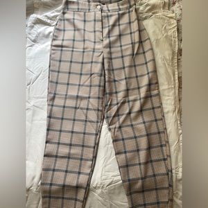 Nasty Gal women’s high waisted plaid pants size US 4